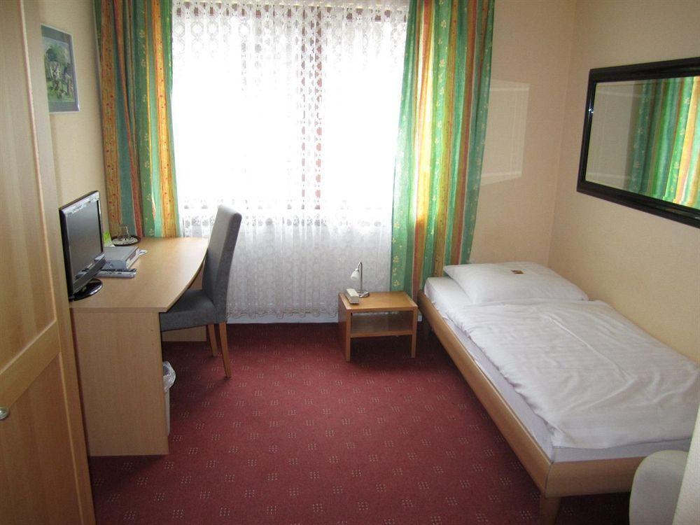 Hotel Faehrhaus ساربروكن المظهر الخارجي الصورة